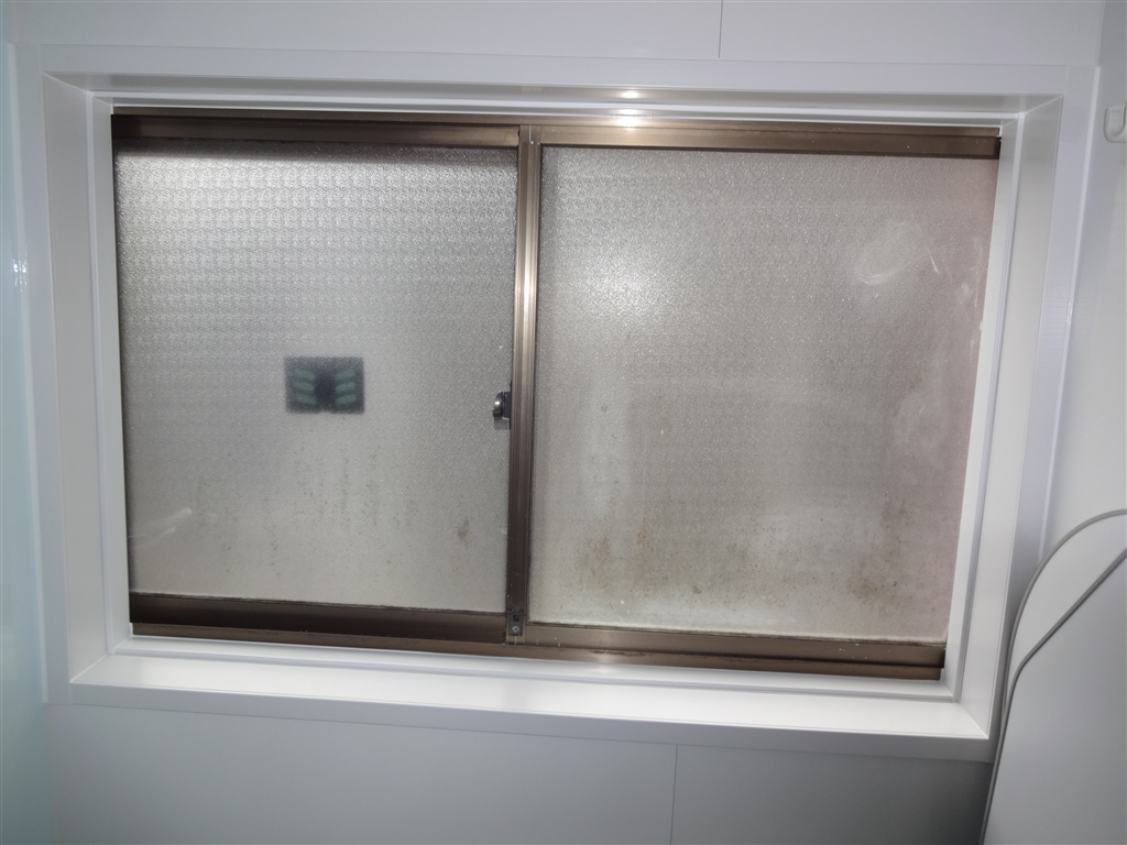 母のことを考えて浴室窓2重サッシ 施工事例 静岡県でリフォームをするならリフォームのひろば