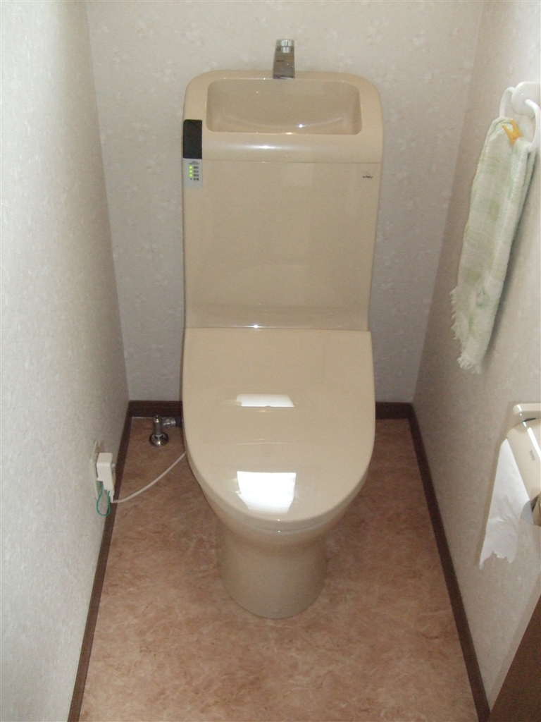 トイレと浴室のシャワーを取替えてください。