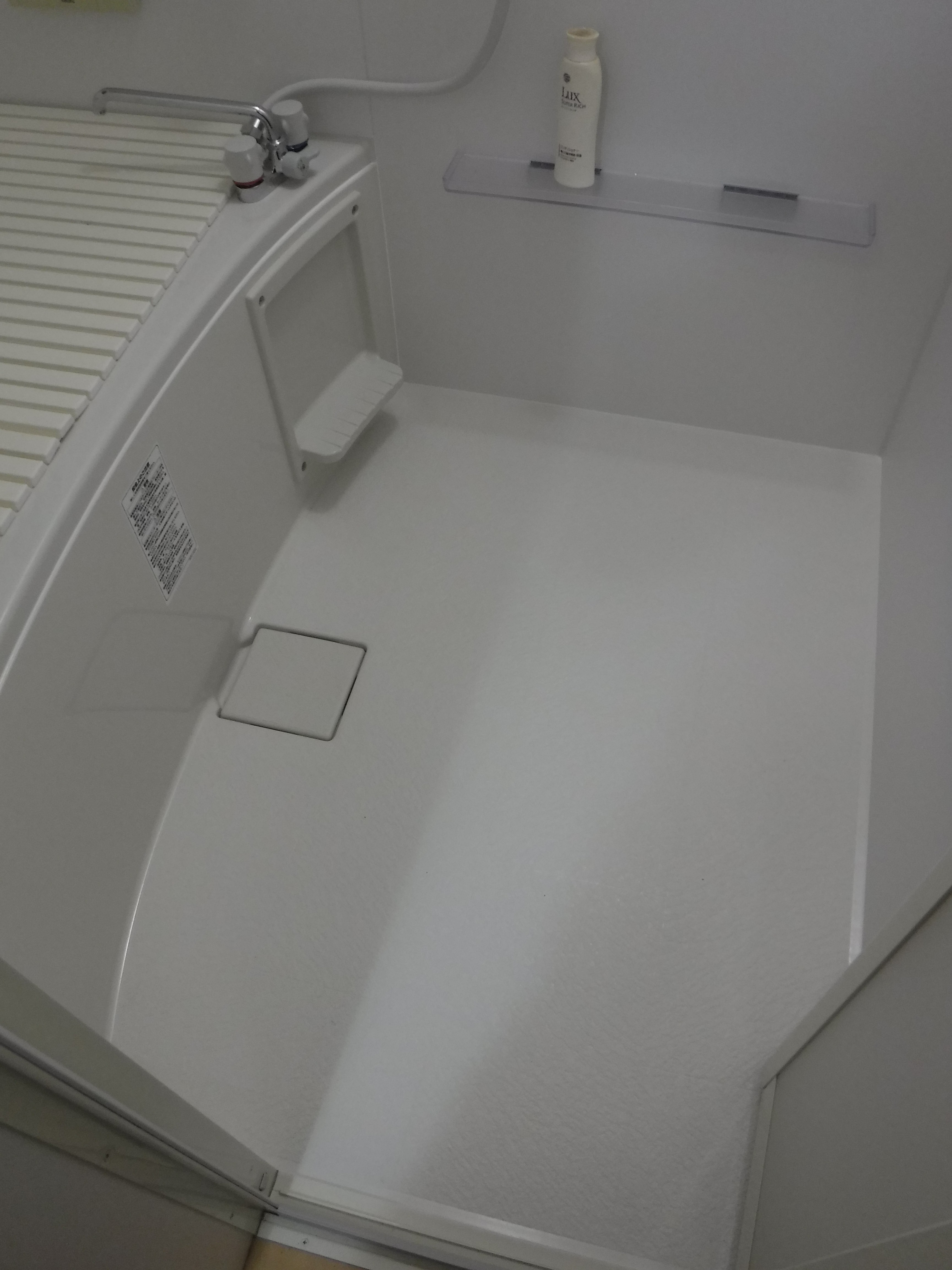 介護保険を活用して改装工事　浴室　ＢＷ1216　洗い場床