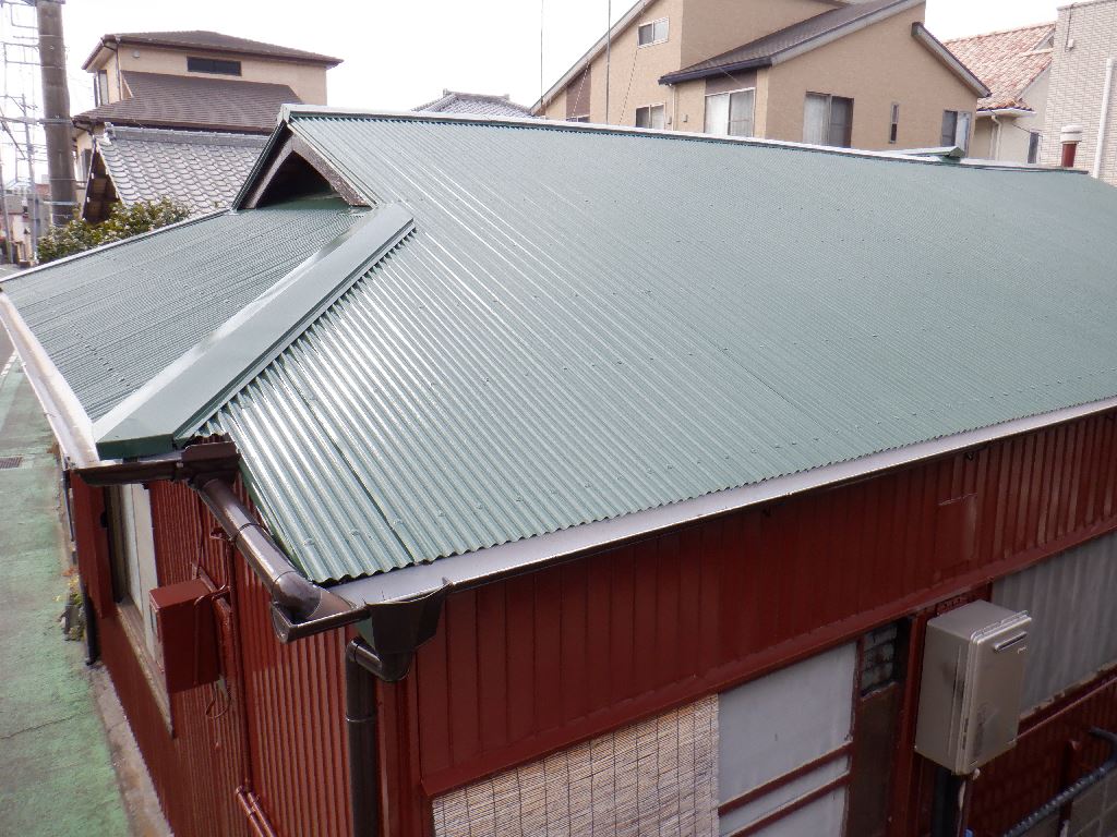 トタンの家なんですが・・・母屋屋根塗装